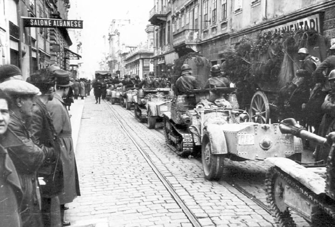 wojsko włoskie na ulicach Rijeki(Fiume)